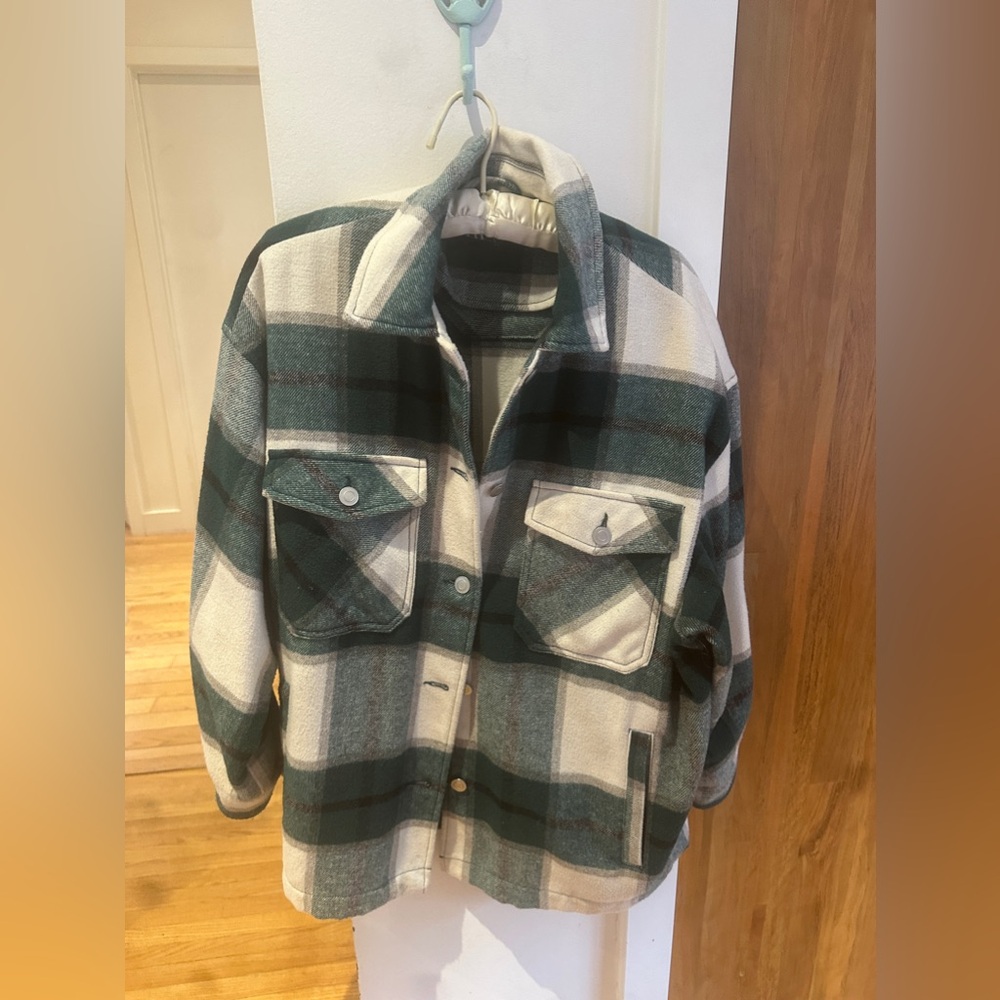 Zara green and black plaid shirtbjacket size medium